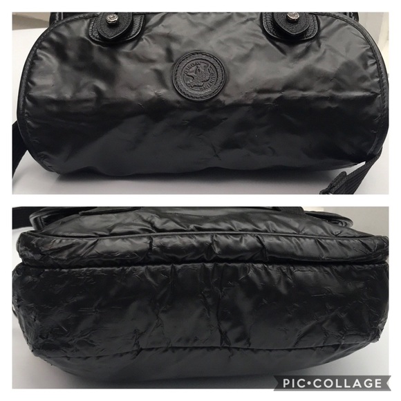 Hunting World Bags Authentic Hunting World Messenger Black